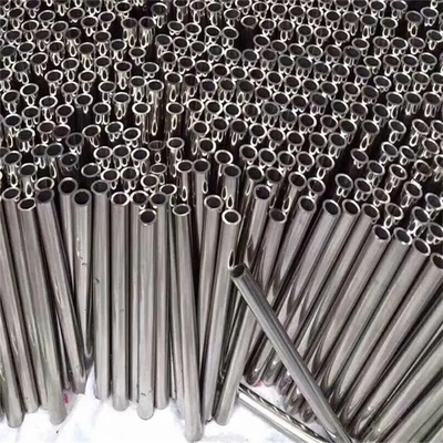 Rura bezszwowa ze stali nierdzewnej AISI 201 BA 42,2 mm OD 1,65 mm WT 6000 mm Długość