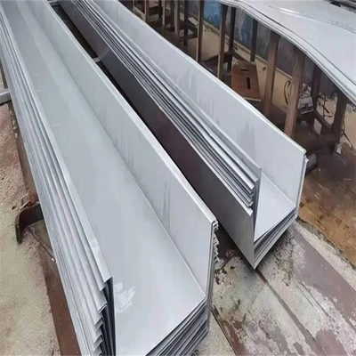 304 Rynna dachowa ze stali nierdzewnej Grubość 2,5 mm ASTM Standardowa rynna walcowana na zimno Dostosowane typy