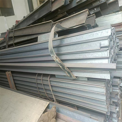 Q235B Łagodna stal T-form Beam Gorąco walcowana Zwożona T-bar 400 * 400 * 10mm Rozmiar Długość dostosowana