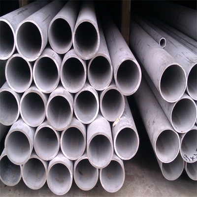 304 304L Bezszwedzone rurki ze stali nierdzewnej AISI ASME Standard 21mm OD 1,6mm Grubość 6 metrów Długość