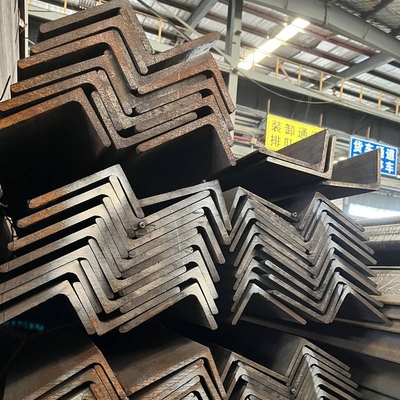 50x6mm Gorąco walcowane nierównomierne miękkie stalowe pręty kątowe GB Q235B Bramy kątowe ze stali węglowej