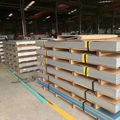 316 Płyty ze stali nierdzewnej Płyty 1300 * 6000mm Wielkość 0,55 mm 0,45 mm Grubość Polerowane Płyty budowlane walcowane na zimno JIS