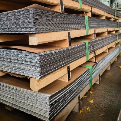 ASTM 316 Wyklejone arkusze ze stali nierdzewnej przeciwpoślizgowe 1400 * 6000mm Rozmiar 0,65mm 0,75mm Grubość 2B Budynek toalety