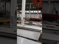 Wystawa magazynu blach ze stali nierdzewnej